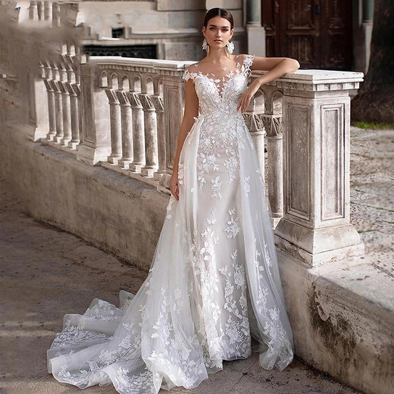 Lace wedding dress