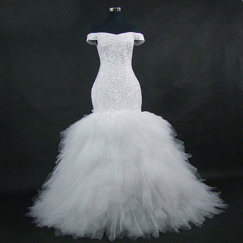 One-shoulder wedding dress